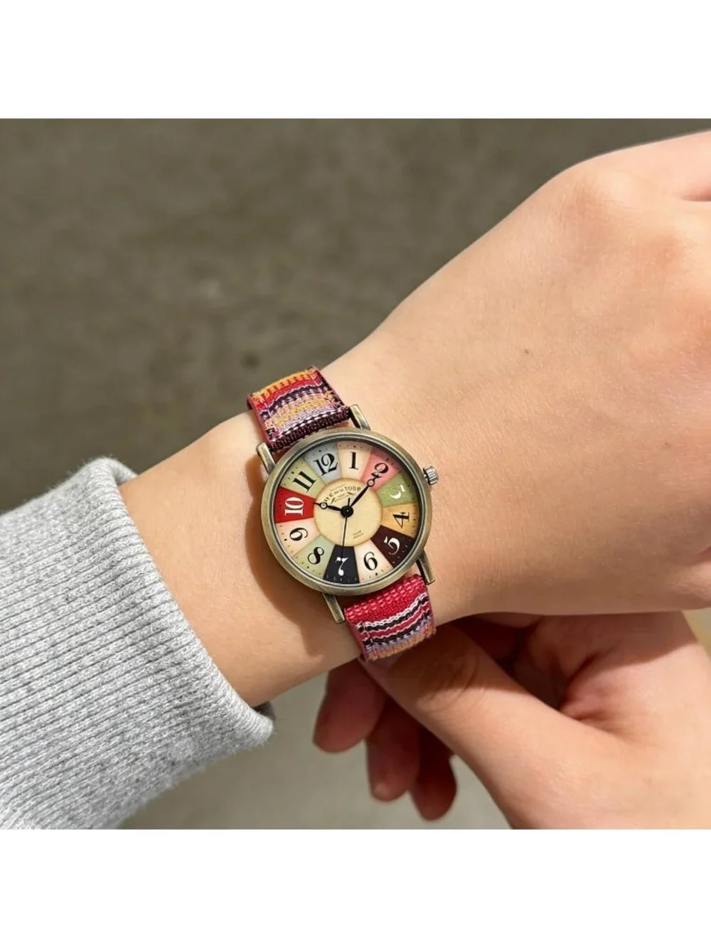 Women's Red Creative Multicolor Woven Strap Fashion Rainbow Pattern Watches